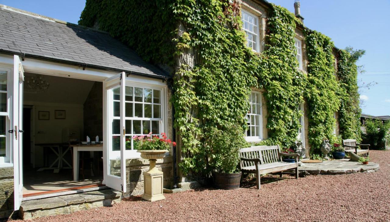 Thistleyhaugh Farmhouse Longhorsley Exterior photo