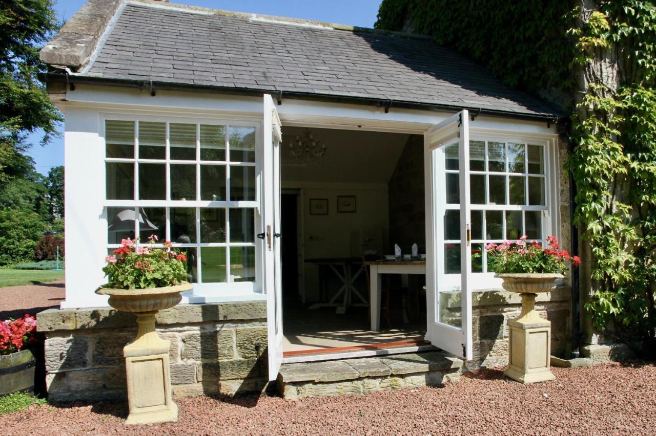 Thistleyhaugh Farmhouse Longhorsley Exterior photo
